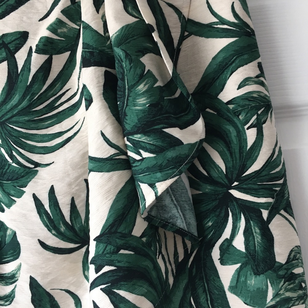 H&M Tropical print mini skirt